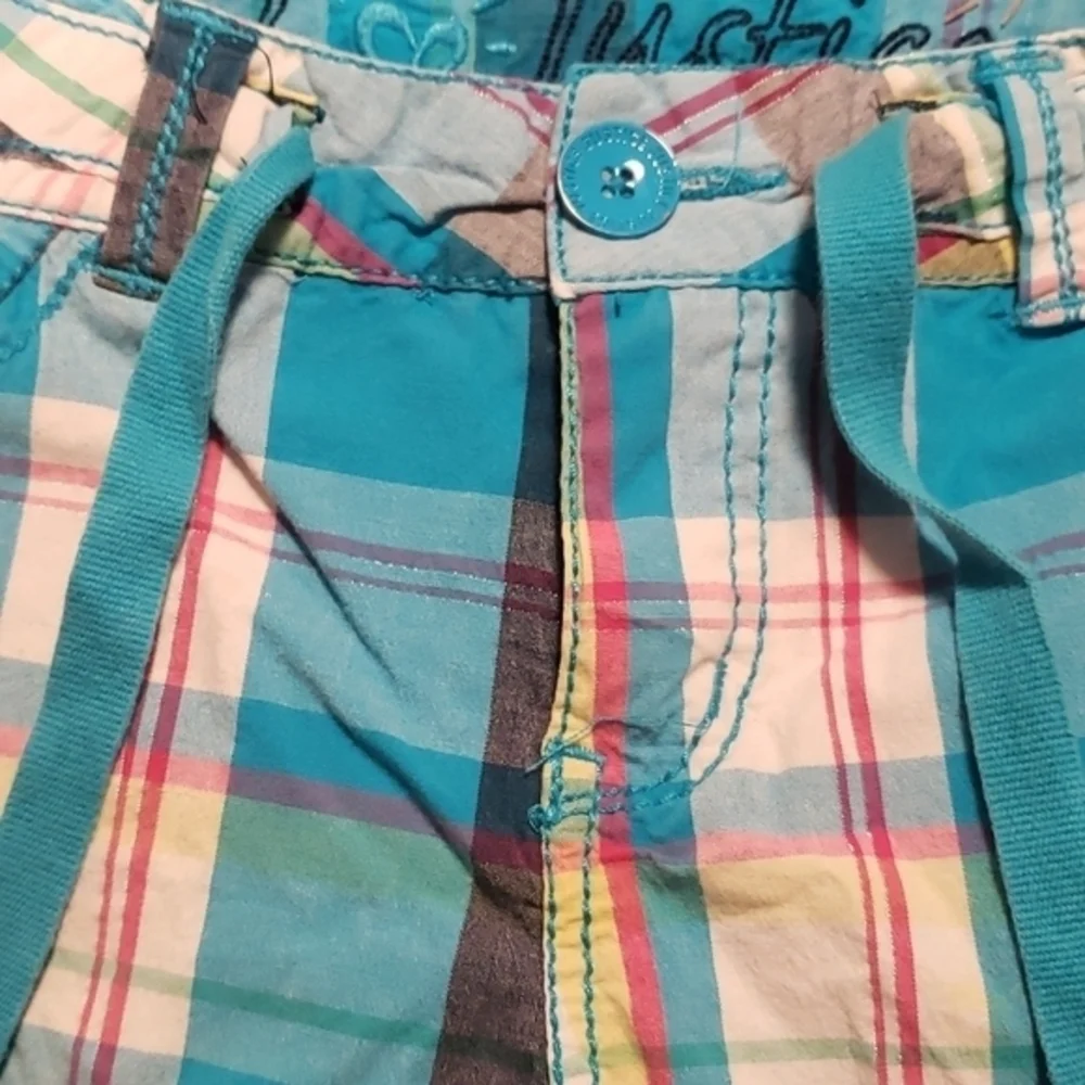 Girls plaid‎ shorts